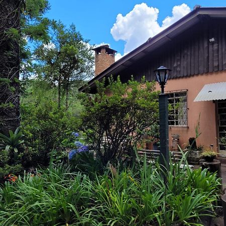 Casa Em Campos Do Jordao - 3 Quartos, Com Churrasqueira Екстер'єр фото