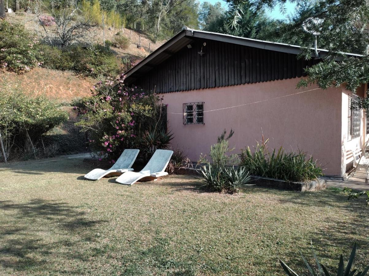 Casa Em Campos Do Jordao - 3 Quartos, Com Churrasqueira Екстер'єр фото